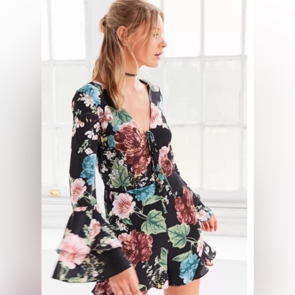 NWT Revolve Romper Bardot Amelia Floral Ruffle in Black Pink